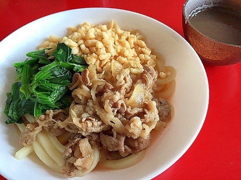 牛肉とほうれん草のスタミナ冷やしうどん